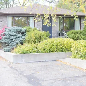 richview-gardens-suite.niagara-fallshotels.com/